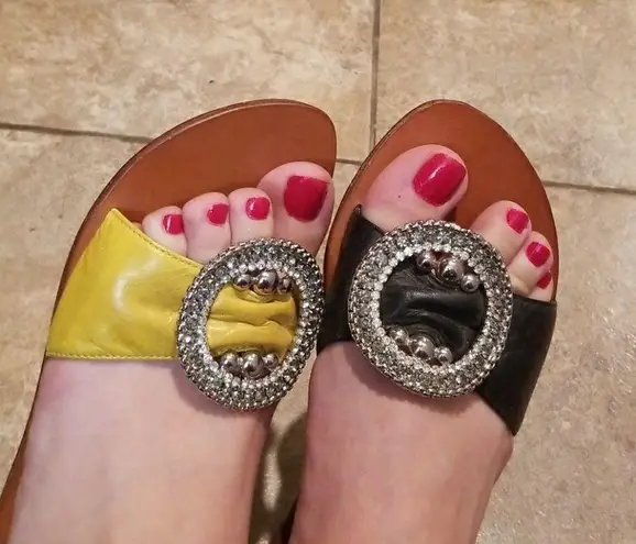 Super cute leather sandal with rhinestones Size 7