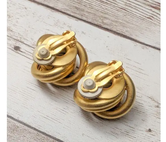 Vintage Clip On Earrings