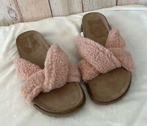 Treasure & Bond Sherpa sandals