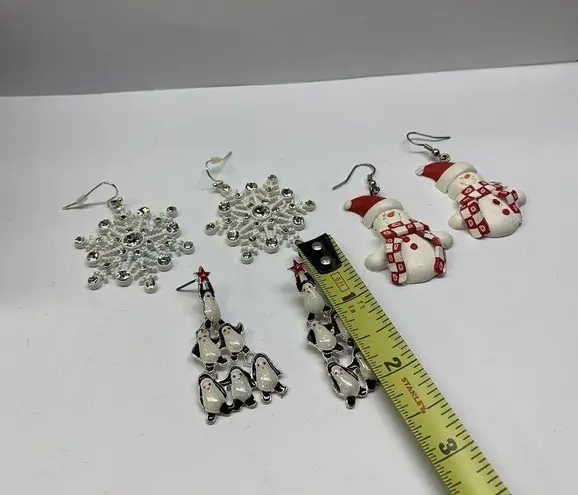 Lot Of 3 Dangle Costume Earrings Pierced Christmas Snowman Snowflake Penguin