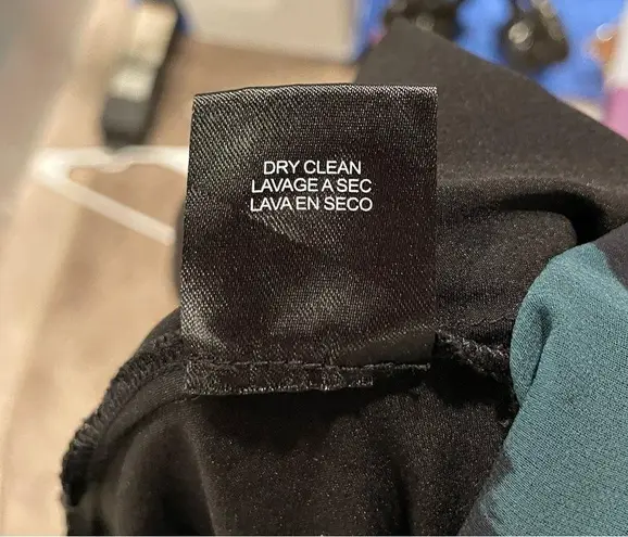 Badgley Mischka Stunning deep v floral pleated maxi dress princess mermaid