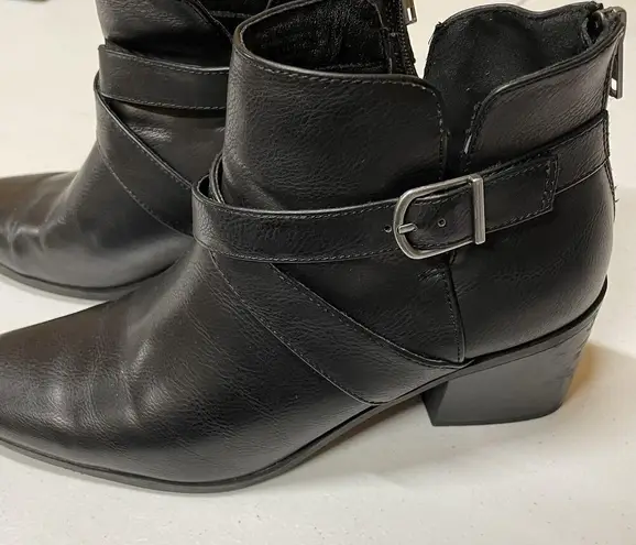 Frye & Co. Women’s Ankle Boots Pembrooke Black Size 11M Back Zip Western Cowgirl