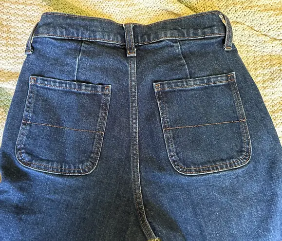 Old Navy Extra High Waisted Sky Hi Straight Dark Wash Jeans with Secret Slim Pockets Blue Size 2 19 61 Off Retail From Kealy