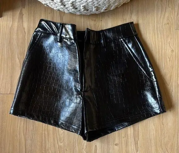 Noli Black High Waist Shorts Sleek Faux Leather