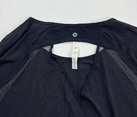 Lululemon  If you're Lucky Long Sleeve Tee Open Back Mesh Women's SZ 10 Black NWT