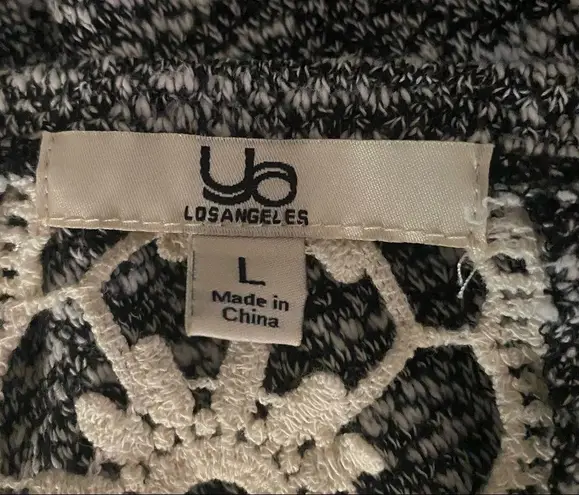 YA Los Angeles Heather Gray Crochet Trim Lightweight Sweater Top Size Large Boho