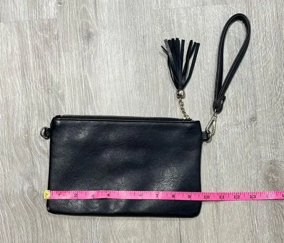 MMS Black and Gold Laser Cut Zip Close Wristlet Clutch Bag