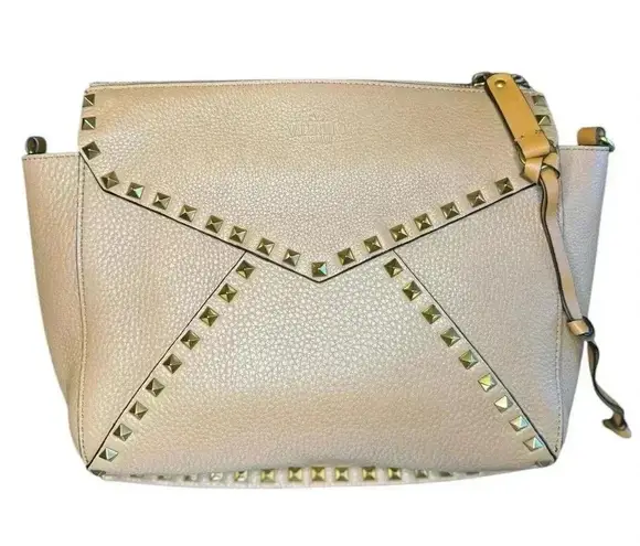 Valentino Garavani Vitello Rockstud Hype Shoulder Bag.