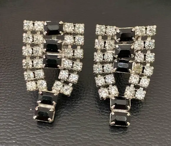 Vintage Signed PAT 1967965 Black/Clear Pave Rhinestones Clip On Earrings 11.0g Black