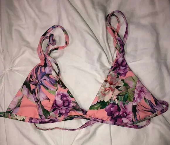 Triangl Kulani Kinis Floral bikini top 