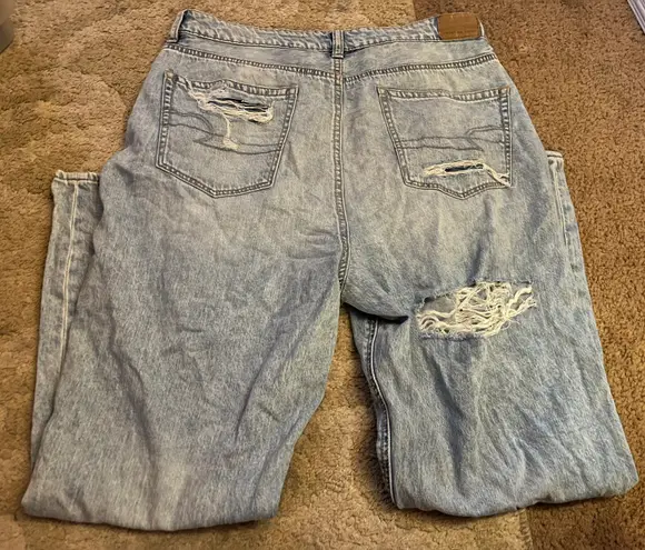 American Eagle Outfitters “Mom” Jeans