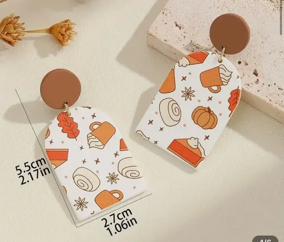 Autumn Fall Trendy Arch Dangle Earrings Pumpkin Pie Spice Cinnamon roll Boutique White