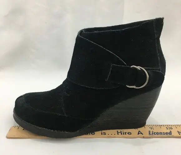 Very Volatile Black Suede Booties 7.5