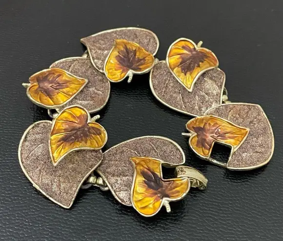 Vintage Unsigned Tectured Gold