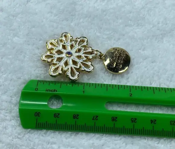 White Glitter Snowflake Winter Wonder Dangle Christmas Holiday Pin Brooch AAI