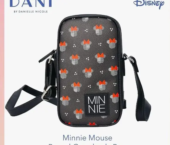 Danielle Nicole Minnie crossbody purse