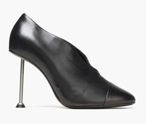 Victoria Beckham Black Spike Heels Size Euro 36 / US 6 New in Box MSRP $1,127