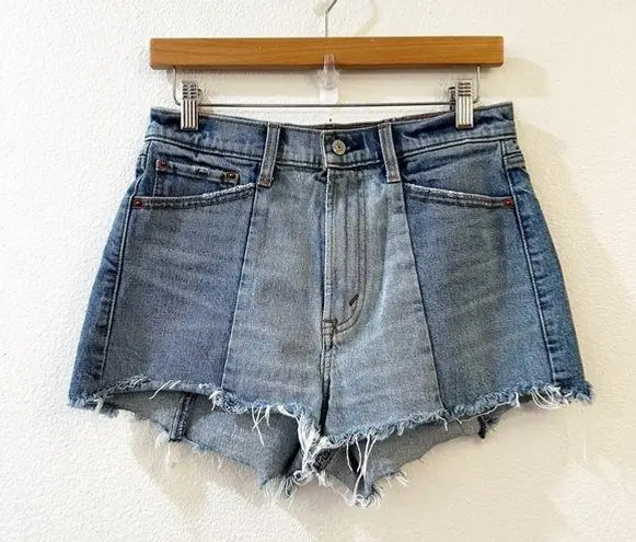 Abercrombie & Fitch  High Rise Mom Denim Shorts Light Blue Wash Size 6