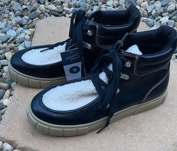 Universal Threads Universal‎ Thread Kimber Sherpa Tongue Boots BLACK Women’s Size 9 Memory Foam