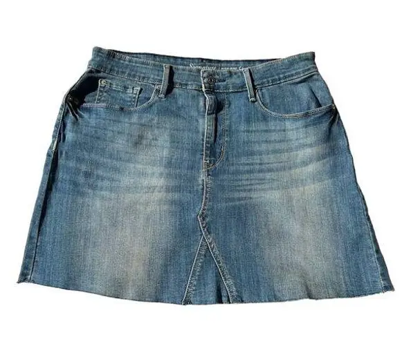 Levi's Signature Levi Strauss High-Rise Jean Skirt Size: 10 Waist Size: 30