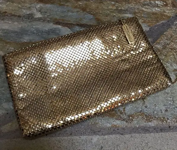 Whiting & Davis Gold Mesh Evening Bag Zippered Clutch Vintage Holiday Party NYE