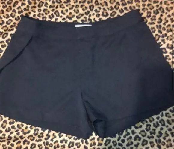 The Coverii Black High Slit Shorts Small