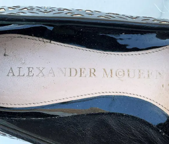 Alexander McQueen laser cut patent leather loafers flats smoking slipper IT 35