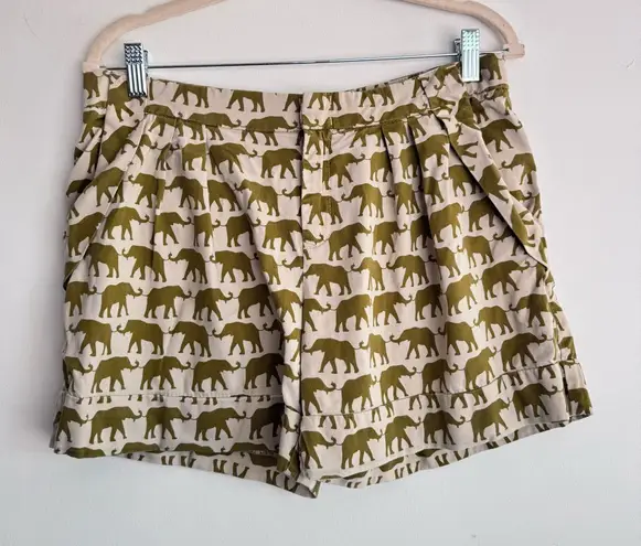 Anthropologie  Cartonnier‎ Green Finchley Elephant Print Safari Cuffed Shorts 6 thumbnail 1