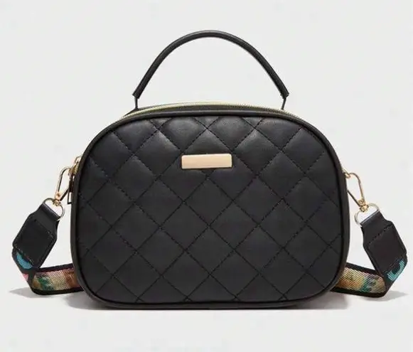 Quilted Square Bag Metal Decor PU Black Zipper