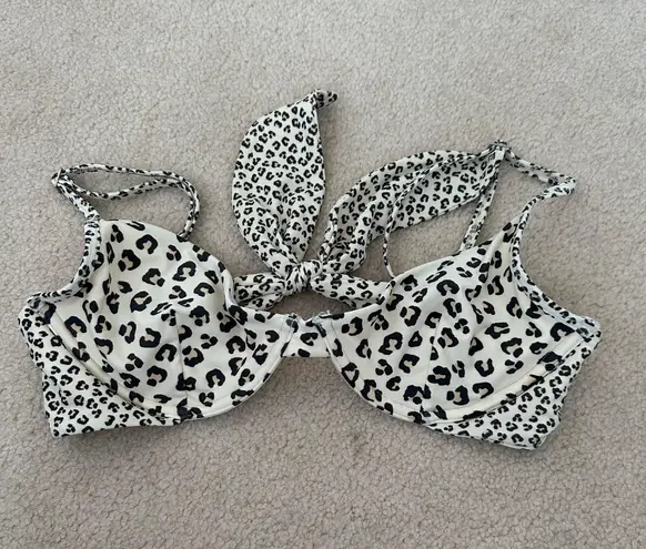 Abercrombie & Fitch Cheetah Print Underwire Bikini Top