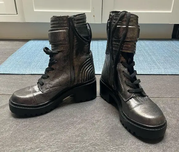 DKNY  Basia Combat Boot SZ 5 Gunmetal Grey Leather Buckle Quilted Lug Sole Chunky