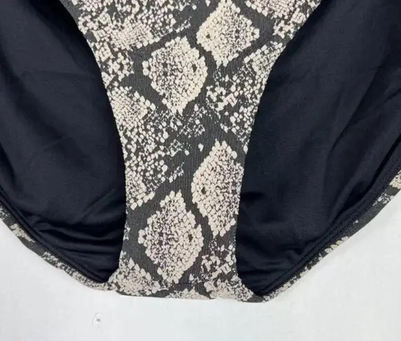 ANDIE NWT Swim The Riviera Top Bikini Top Flat Black Size Small S NEW