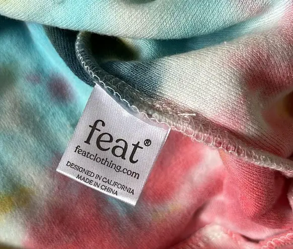 Feat Unisex Pastel Pebble BlanketBlend Hoodie size Small