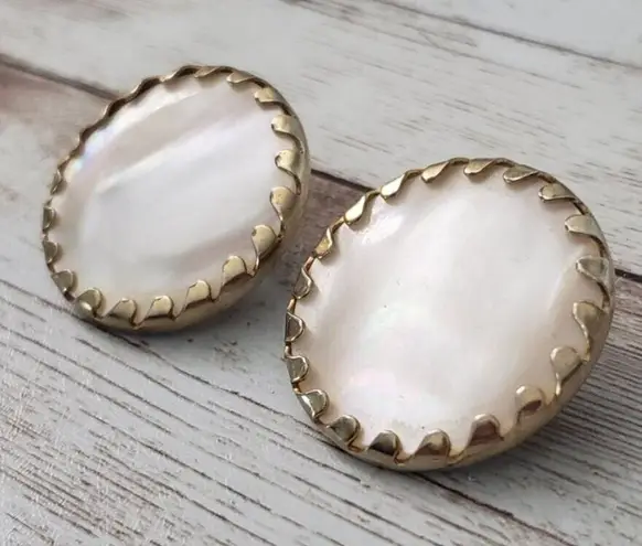 Vintage S.A.C. Clip On Earrings