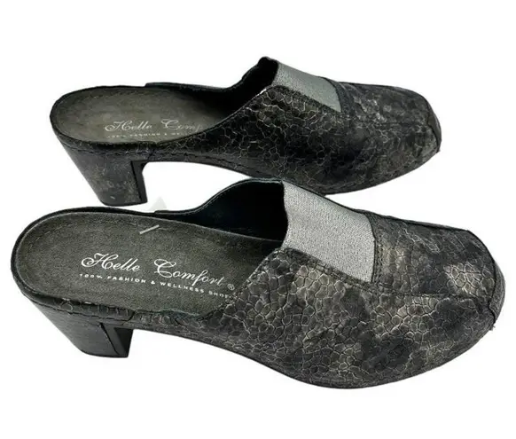 HELLE COMFORT WELLNESS PEWTER SNAKE PRINT SLIDE ON CLOGS SIZE 6.5