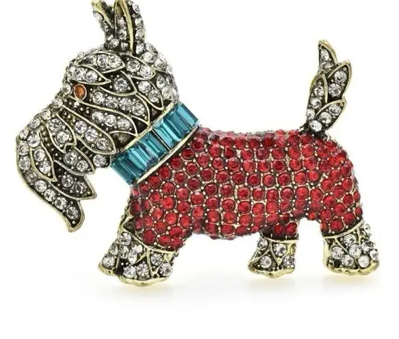 Brooch scotty Scottish Terrier adorned with sparkly crystals
