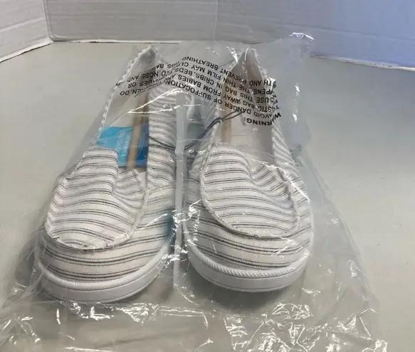 SUN & SKY Women’s Memory Foam Slip on Shoes Size 7