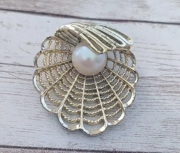 Vintage Gerry's Brooch Gold Tone Fold Over with Faux Pearl