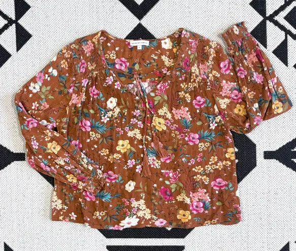 Cupcakes and Cashmere Floral Metallic Peasant Blouse Small