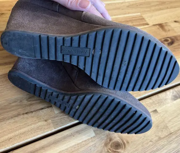 Crown Vintage Brown Suede Wedge Ankle Booties Size 10