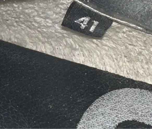 P448 Women’s Size 41 10.5 11 Pink Python Snake Skin John Low Top Sneakers.