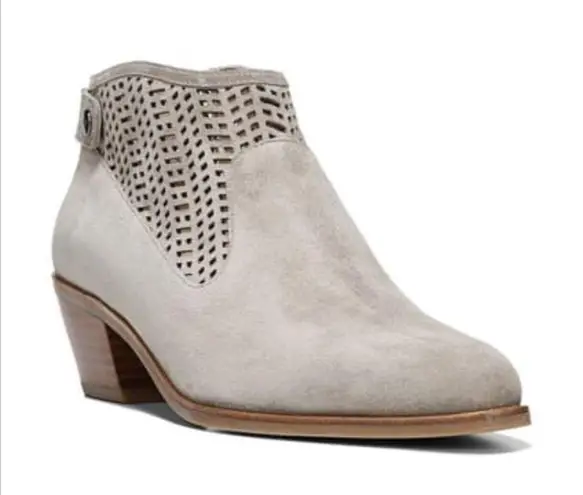 via spiga 💝HP!💝 NWOT! CHRISSY Bootie Gray Suede