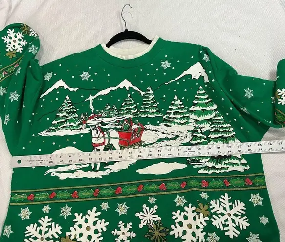 Vintage 90s Green Textured Holiday Horse Carriage Crewneck Sweatshirt Size L