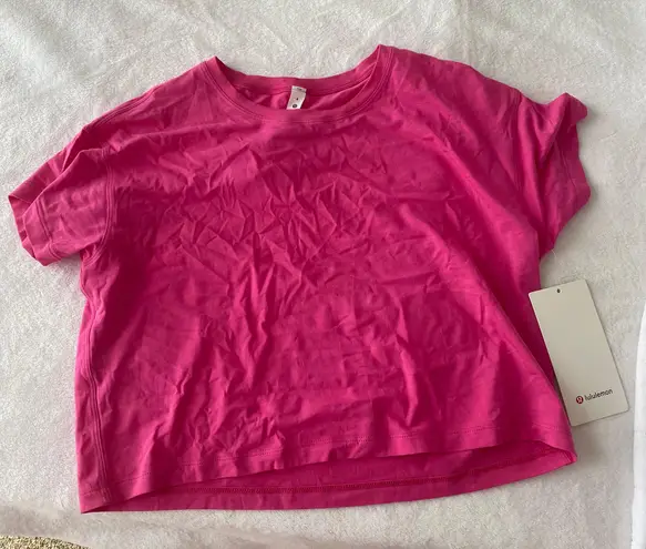 Lululemon Sonic Pink Cates Tee Size 4