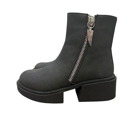 Seven7 Boots Women's Size 6 Black Booties Chunky Heel Casual Zip Closure NEW