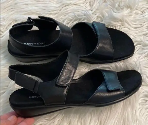 Easy Spirit Black Sandals Comfortable and Stylish leather upper size 9.5 BNWOT