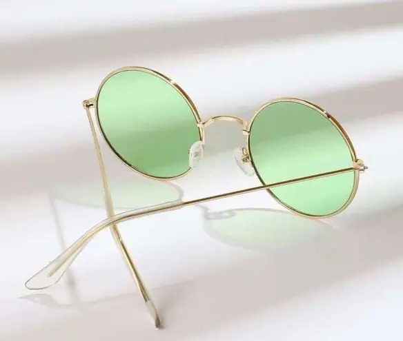 🆕Green Tinted Round Lens Gold Frame Sunglasses Green