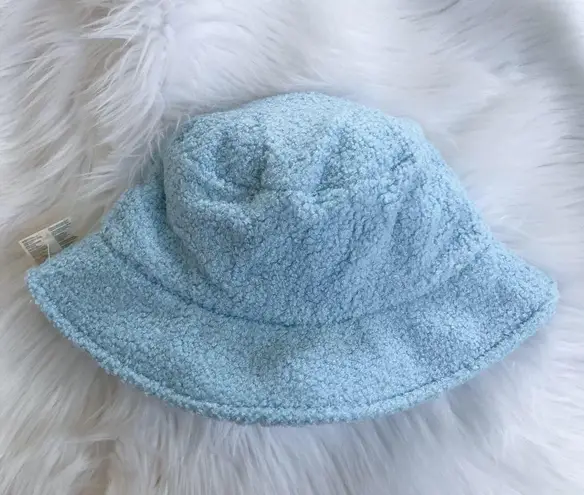 Hello Kitty light blue faux shearling bucket hat, brand new with tags