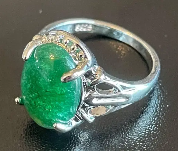 S925 silver green jade ring size 7.5