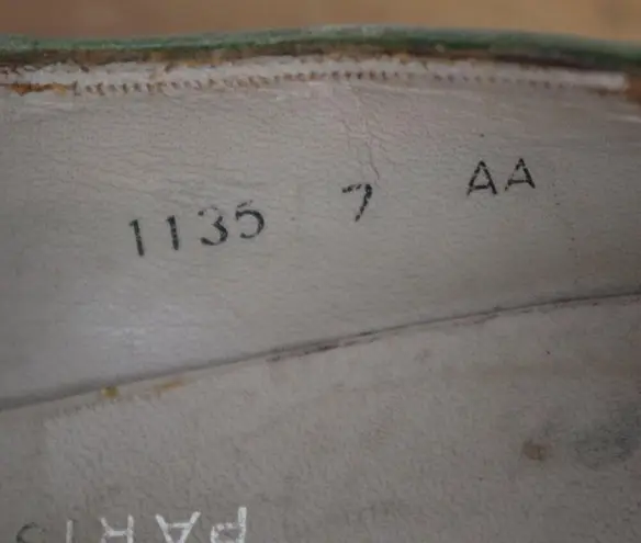 Pierre Cardin 60's Vintage Paris Green Leather Buckle Front Heels 7AA